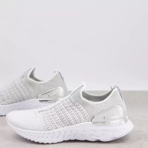 WOMEN'S NIKE REACT PHANTOM RUN FLYKNIT 2 RUNNING SHOES